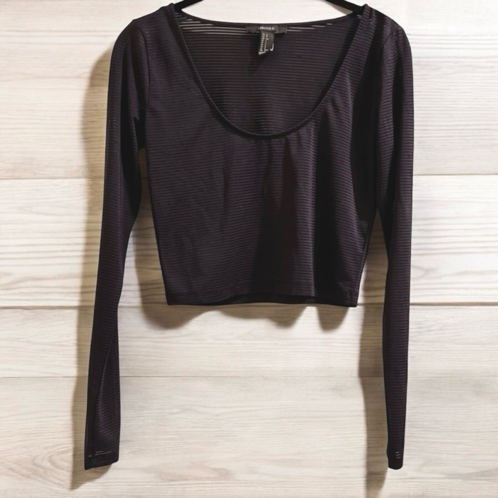 Forever 21 semi sheer black crop‼️must bundle with other listings thank you‼️